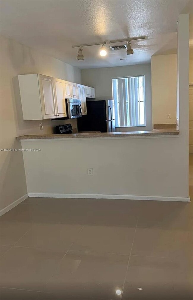 Foto del edificio - 2 bedroom in Miami Gardens FL 33169