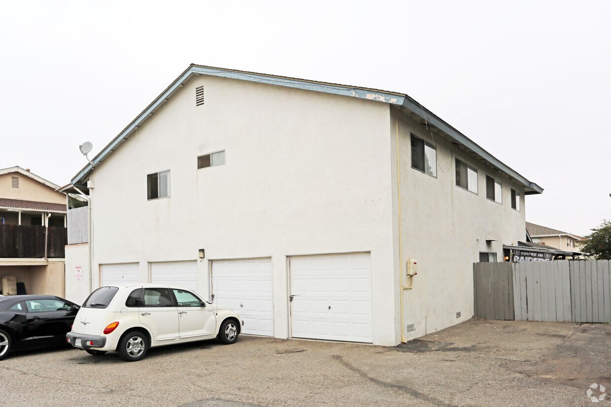 Foto del edificio - 7340 Corsican Dr