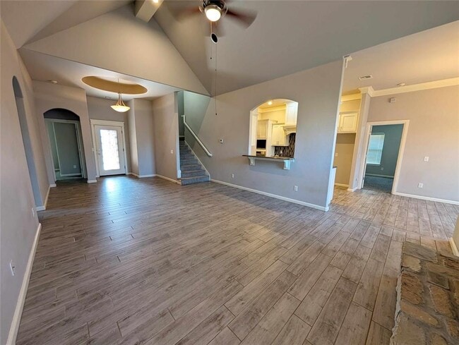 Building Photo - 2349 Santa Monica St