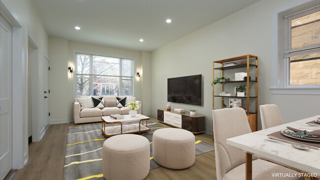 Foto del edificio - 2036 N Hoyne Ave