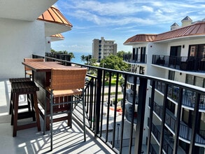 Building Photo - 2029 N Ocean Blvd