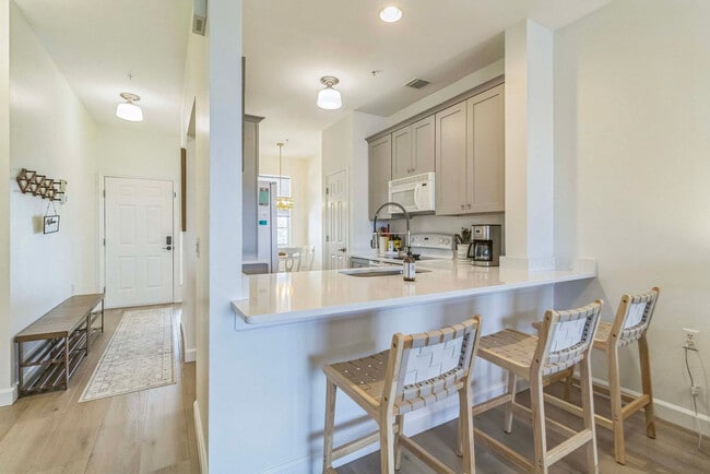 Building Photo - 14320 Bristol Bay Pl
