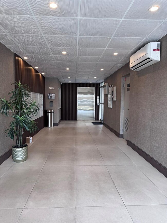 Foto del edificio - 1400 SW 27th Ave