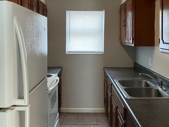 Foto del edificio - 289 Greenfield Dr
