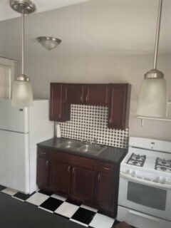Foto del edificio - 4247 Harrison St
