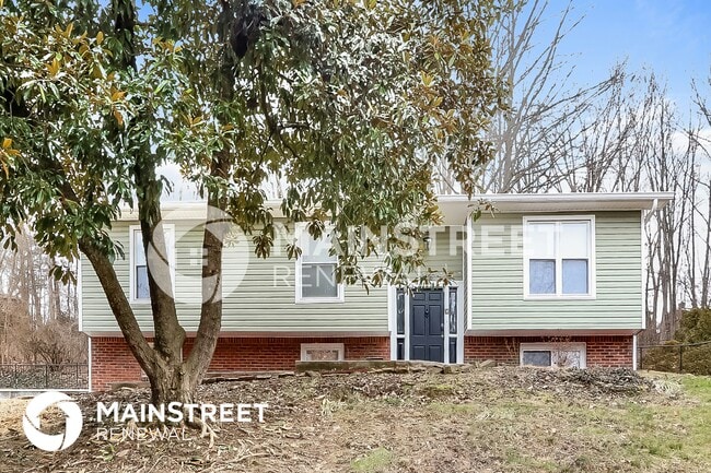 Building Photo - 9104 Royal Oak Dr