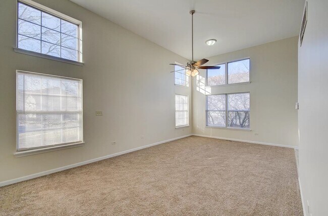 Building Photo - 691 Littleton Trail