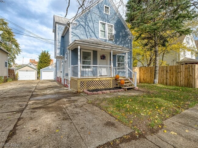 Building Photo - 3116 Searsdale Ave