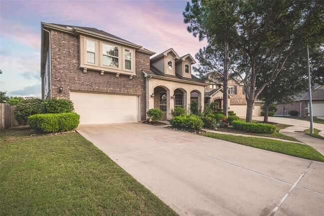 Foto del edificio - 6306 Hidden Alley Dr