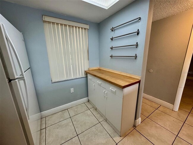 Foto del edificio - 5023 Terrace Palms Cir