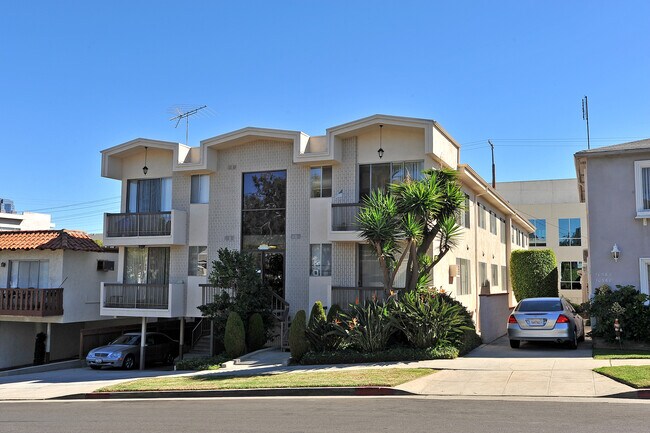 Building Photo - 10558 Eastborne Ave