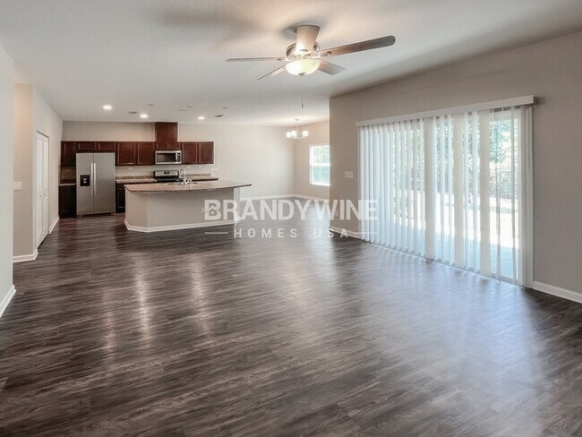 Foto del edificio - 95109 Gladiolus Pl