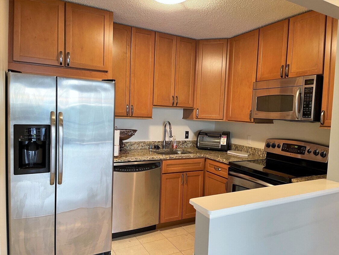 1660 N Prospect Ave, Milwaukee, WI 53202 Condo for Rent in Milwaukee, WI