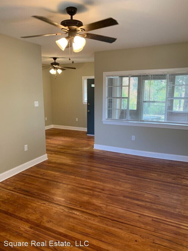 Primary Photo - 3 br, 2 bath House - 122 County Road 405