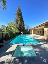 Building Photo - 11301 Hyde Park Dr