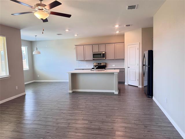 Foto del edificio - 3401 Riverside Dr