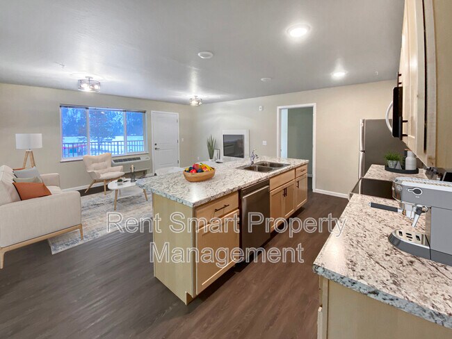 Foto del edificio - 3484 Hwy 200 E