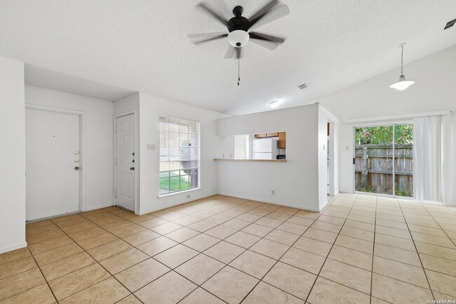 Building Photo - 8918 Fall River Dr