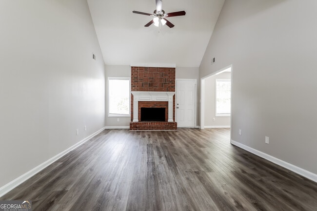 Building Photo - 360 Towler Dr