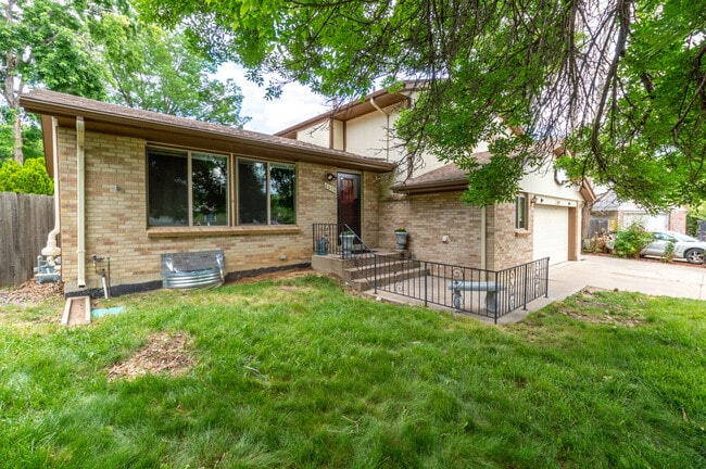Photo - 6674 Braun Ct House