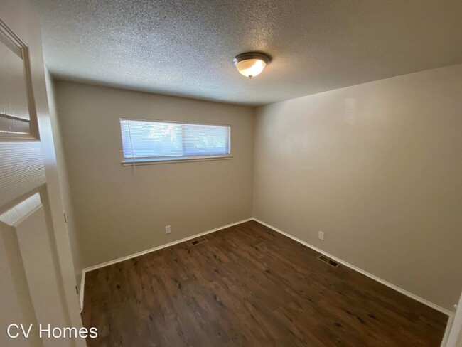 Building Photo - 3 br, 2 bath House - 3625 N. Lafayette Ave.