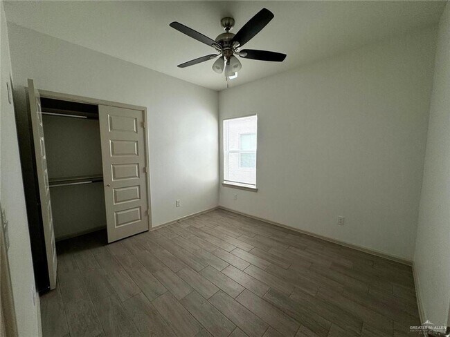 Foto del edificio - 13 N 58th St