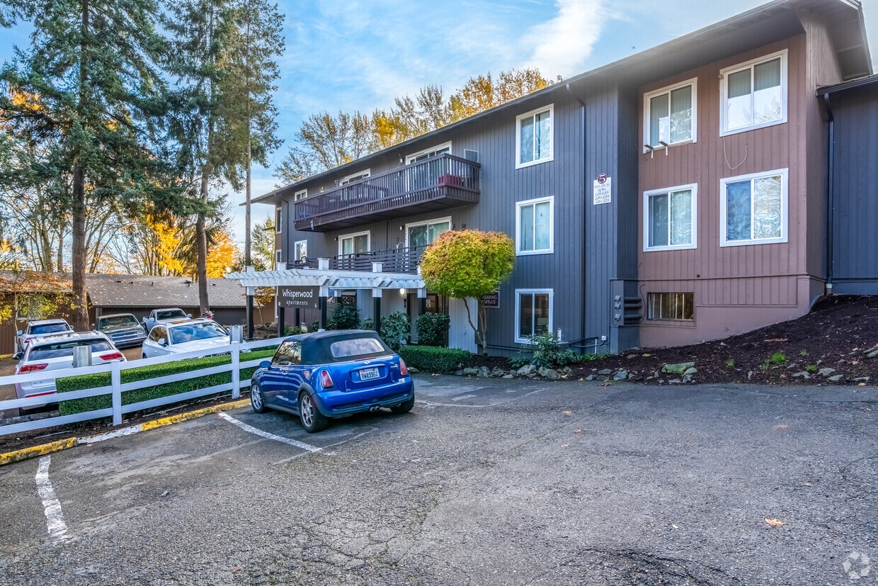 Primary Photo - Whisperwood Apartments