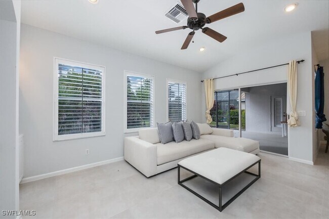 Foto del edificio - 6429 Autumn Woods Blvd