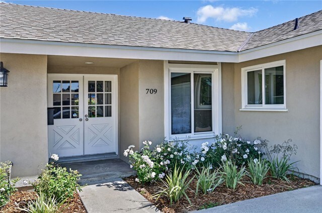Foto del edificio - 709 E Meadowbrook Ave