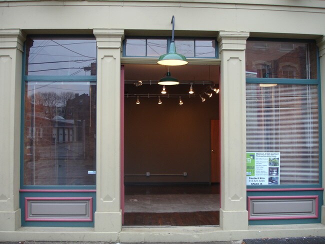 Building Photo - 1431 Walnut St