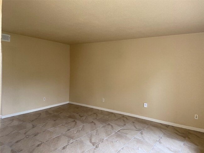 Building Photo - 4211 Benard Ct