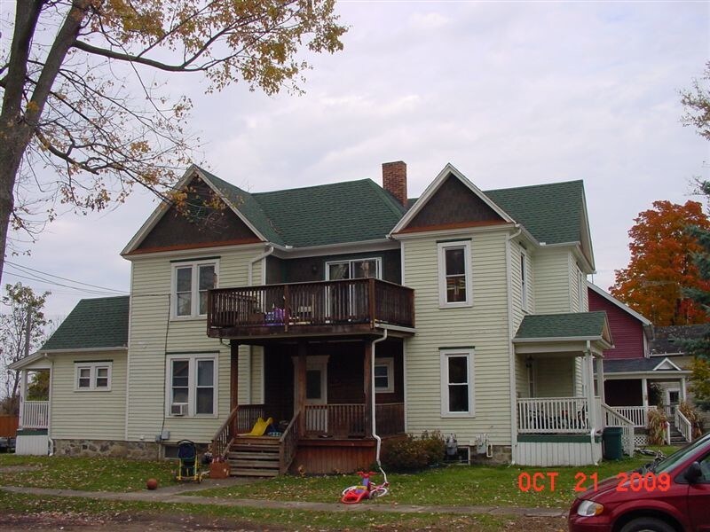 Primary Photo - 1 br, 1 bath Triplex - Mill St. APTS Apt #2