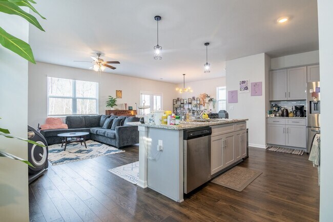 Foto del edificio - Like New Home in Grovetown