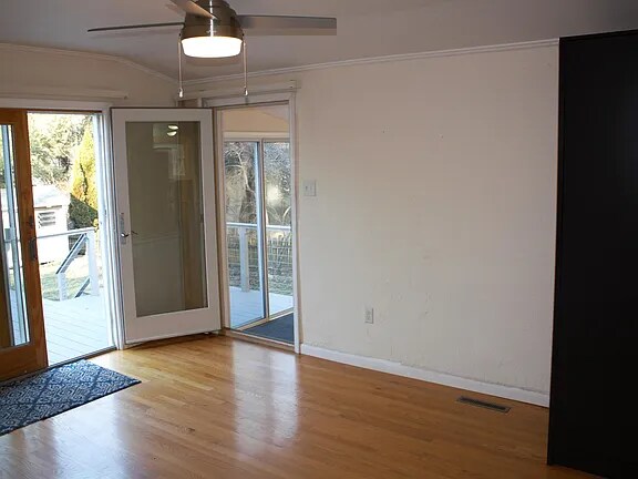 Building Photo - 3468 Green St