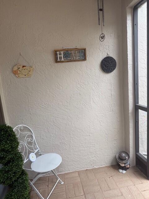 Foto del edificio - 18615 Breezy Palm Way
