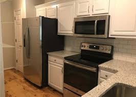 Building Photo - 761 Southwest Dr