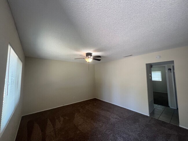 Building Photo - Energy efficient windows & Granite Counter...