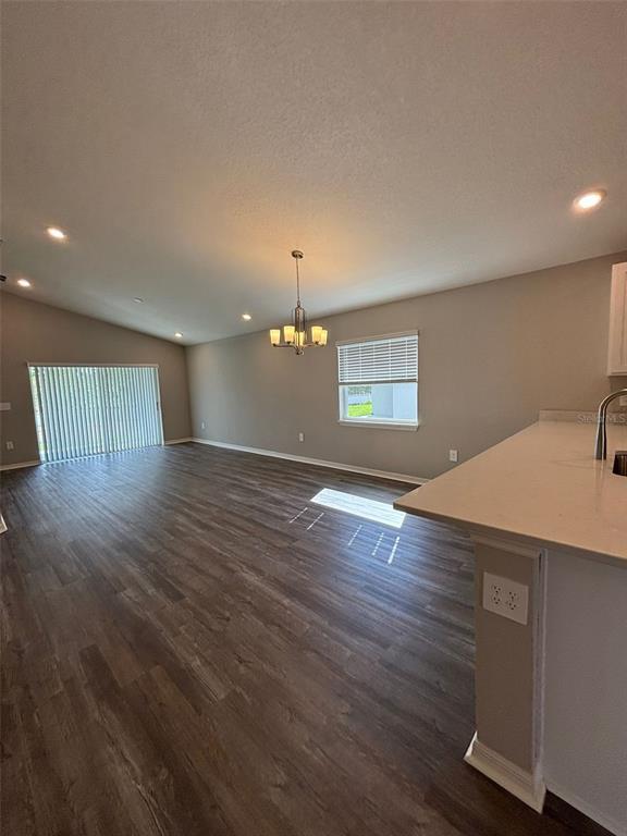 Building Photo - 1850 Daystar Dr