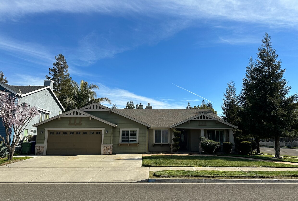 398 Westbury Ln, Turlock, CA 95382 House Rental in Turlock, CA