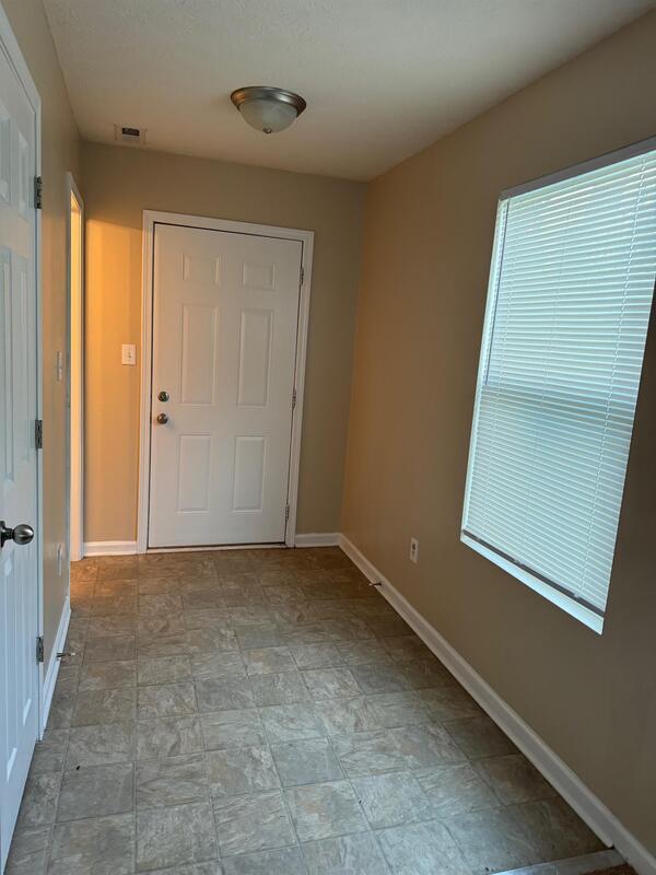 Foto del edificio - 1232 Topp Creek Dr