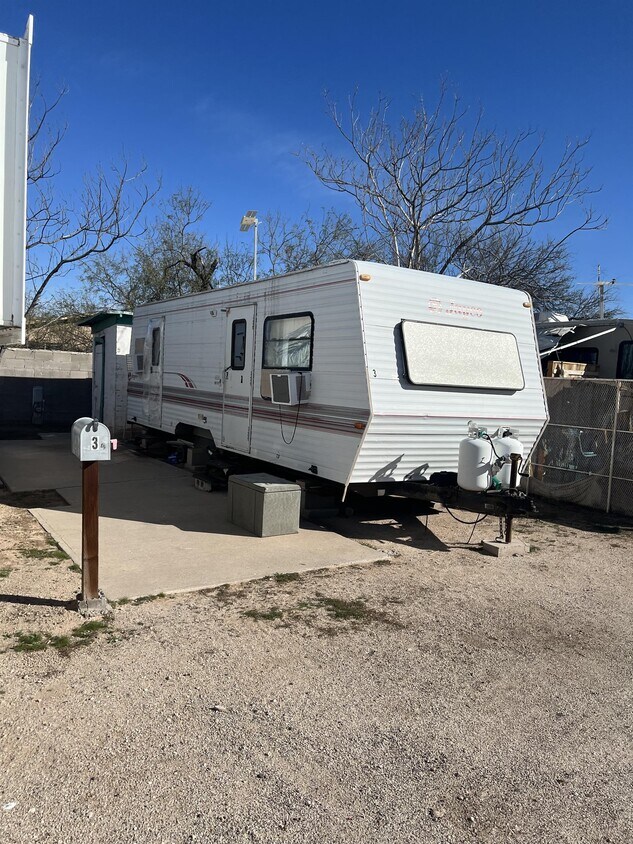 5755 S Fontana Ave Unit 1, Tucson, AZ 85706 Room for Rent in Tucson