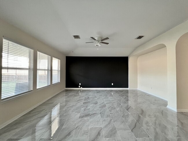 Building Photo - 7710 Sapulpa Ln