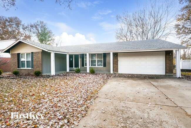 Building Photo - 14641 Arpent Ln