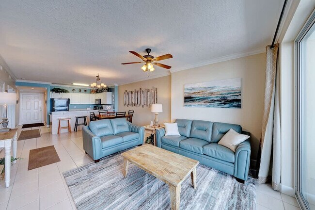 Foto del edificio - 10625 Front Beach Rd