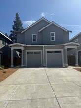 Building Photo - 63278 N W Ski Ln