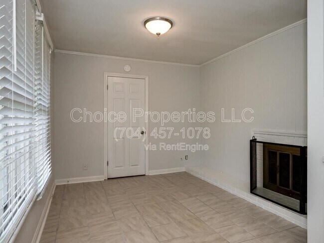Foto del edificio - 4914 Horton Ct