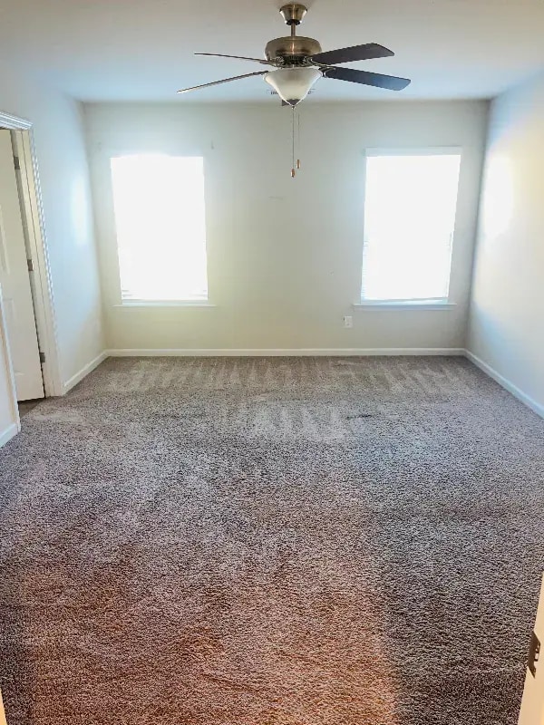 Master BR - 5203 Upper Elm St