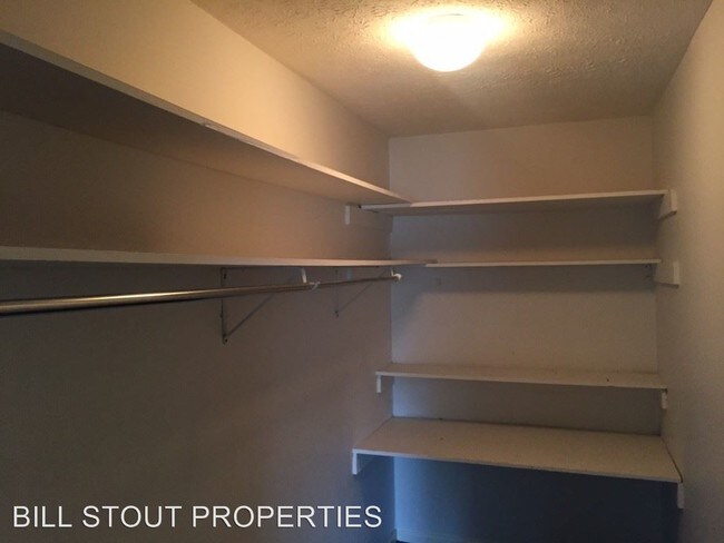 Foto del edificio - 726 Zorn Ave