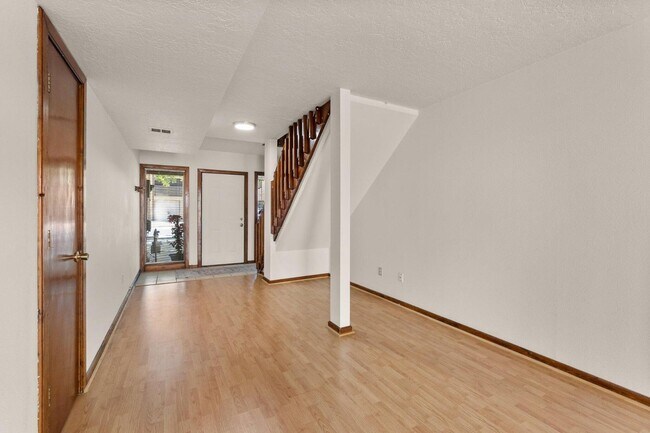 Foto del edificio - 2834 Estrella Brillante St NW