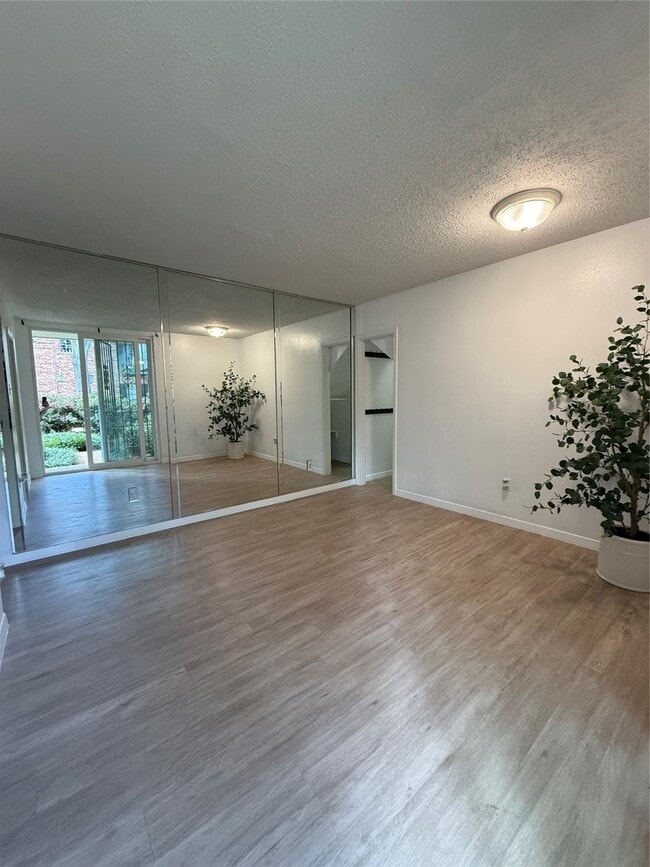 Building Photo - 3400 Timmons Ln